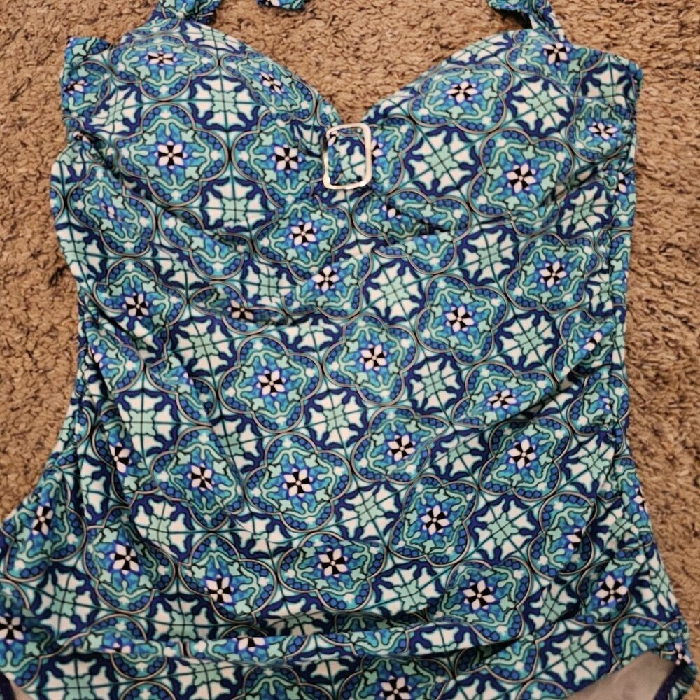 Spanx Love Your Assets Medallion Geo Turquoise Slimming One Piece Swimsuit L - Picture 3 of 12